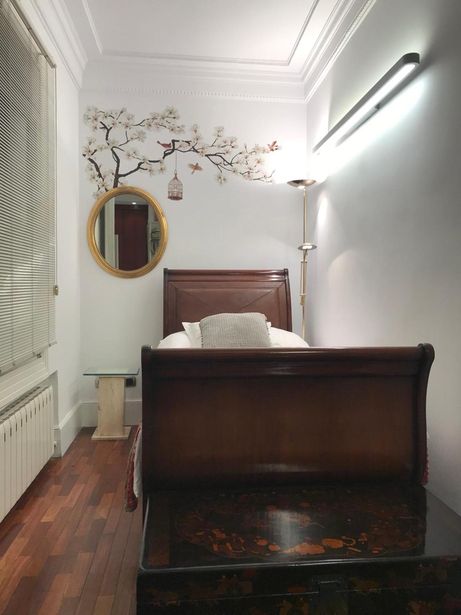 Habitacion Grande Y Confortable Con Bano Privado Junto A Guggenheim Bilbao Exterior photo